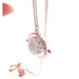 HOWLITE SWIVELING GLOBE COPPER NECKLACE
